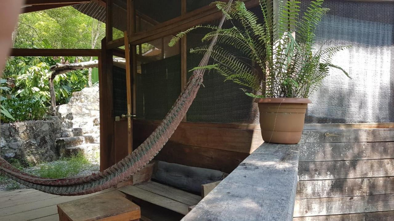 Hotel Utopia Eco Lanquín